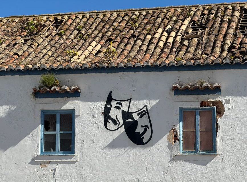 Representación teatral en un municipio de la Sierra Norte de Madrid