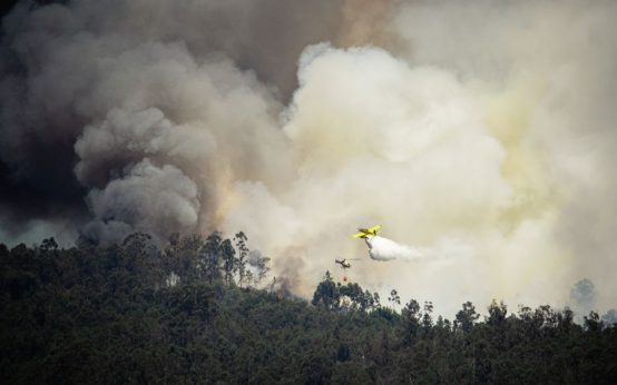 Medios aéreos de extinción de incendios forestales en Madrid